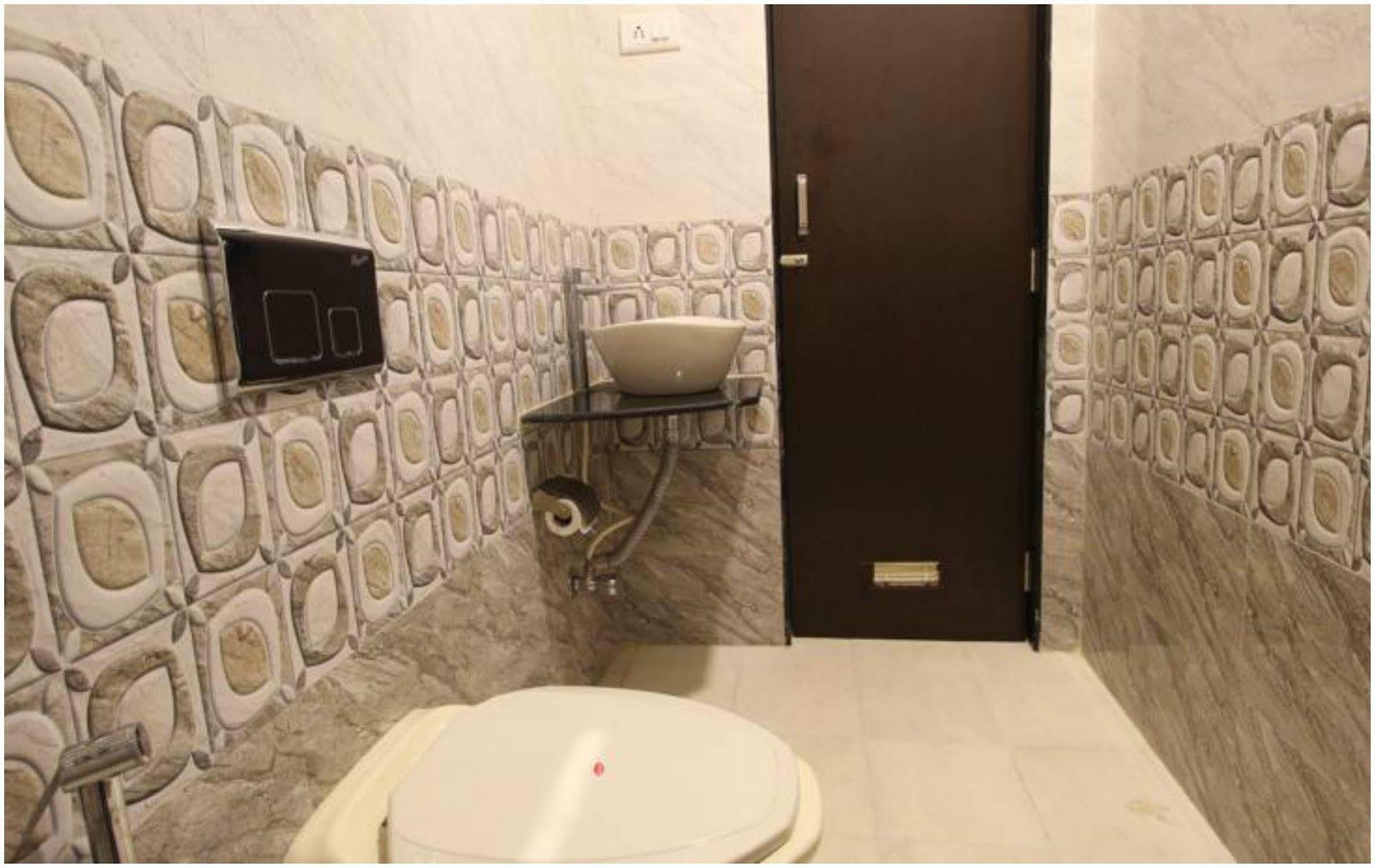 Treebo Trip Ashir Inn Mumbai Exterior photo